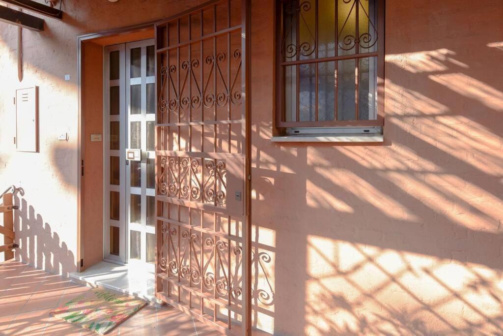 Nettuno 5 Stelle- Appartamento Elegante Con Suite Bologna Eksteriør bilde